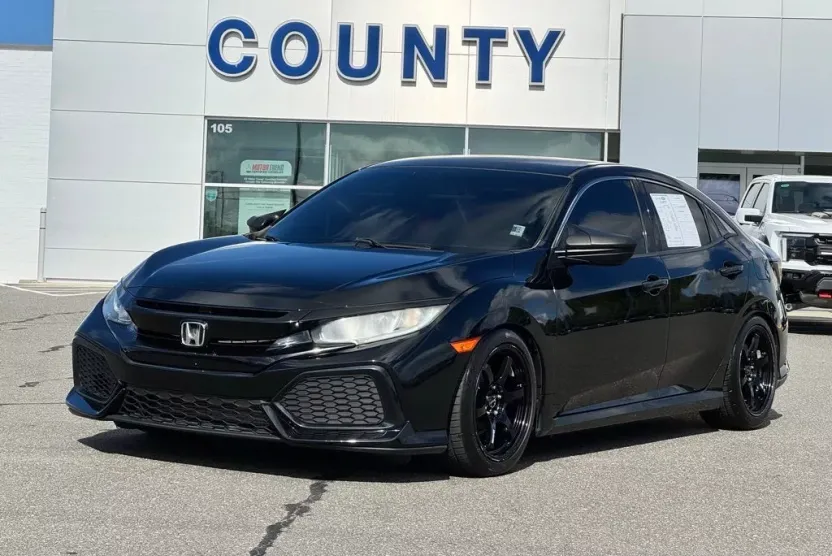 2017 Honda Civic LX photo 1