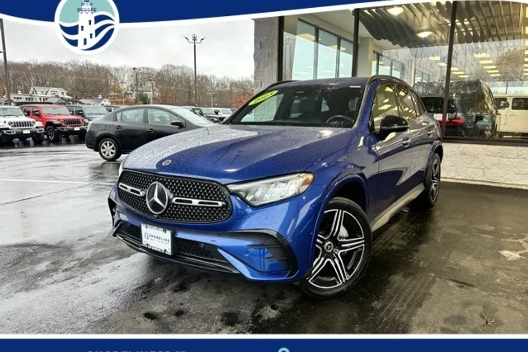 2023 Mercedes Benz GLC 300 4MATIC photo 1