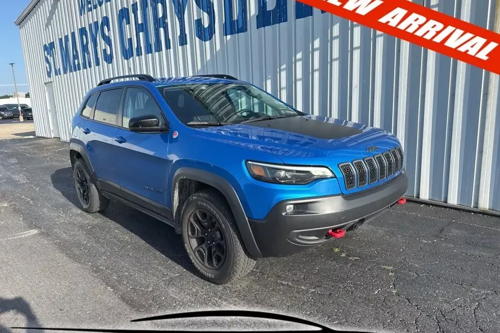 2022 Jeep Cherokee Trailhawk photo 1