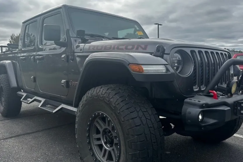 2020 Jeep Gladiator Rubicon photo 1