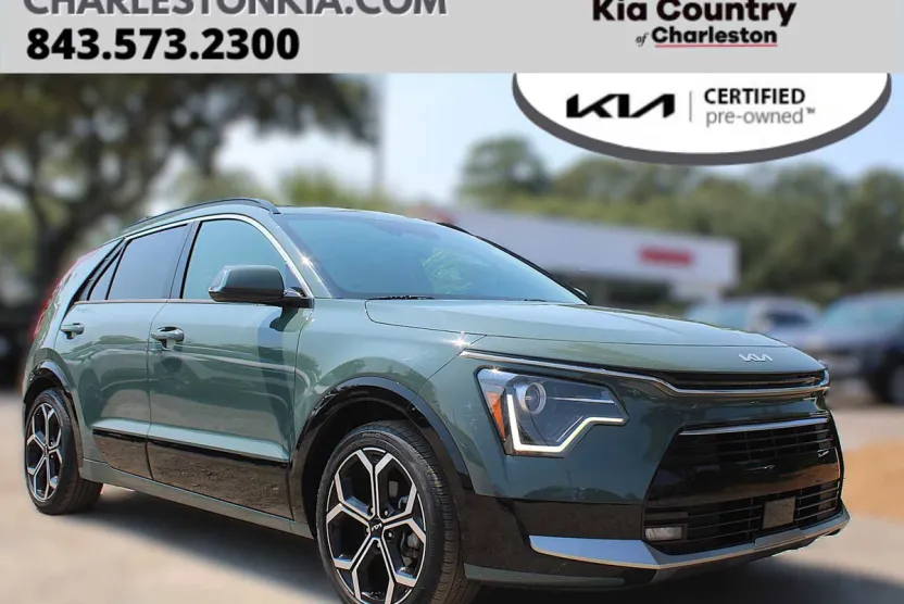 2023 Kia Niro EX Touring photo 1