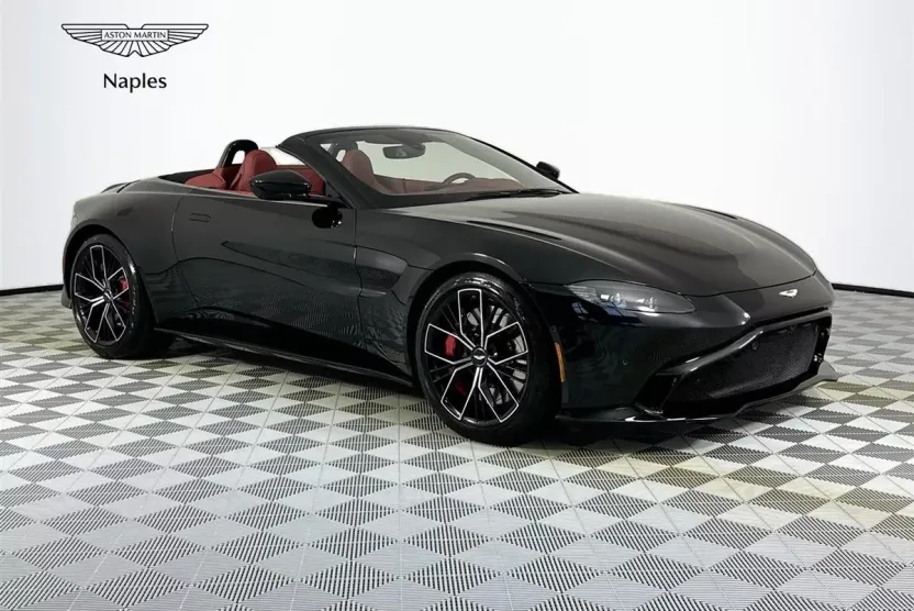 2022 Aston Martin Vantage Roadster photo 1