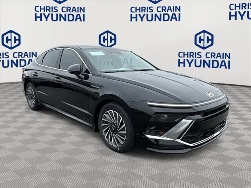2025 Hyundai Sonata Hybrid SEL photo 1