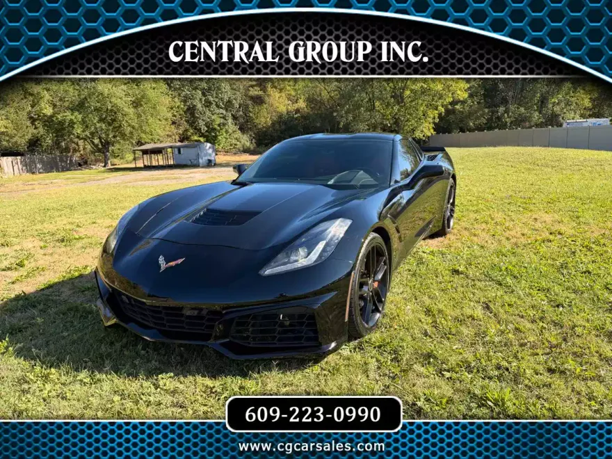 2016 Chevrolet Corvette Stingray 2LT photo 1