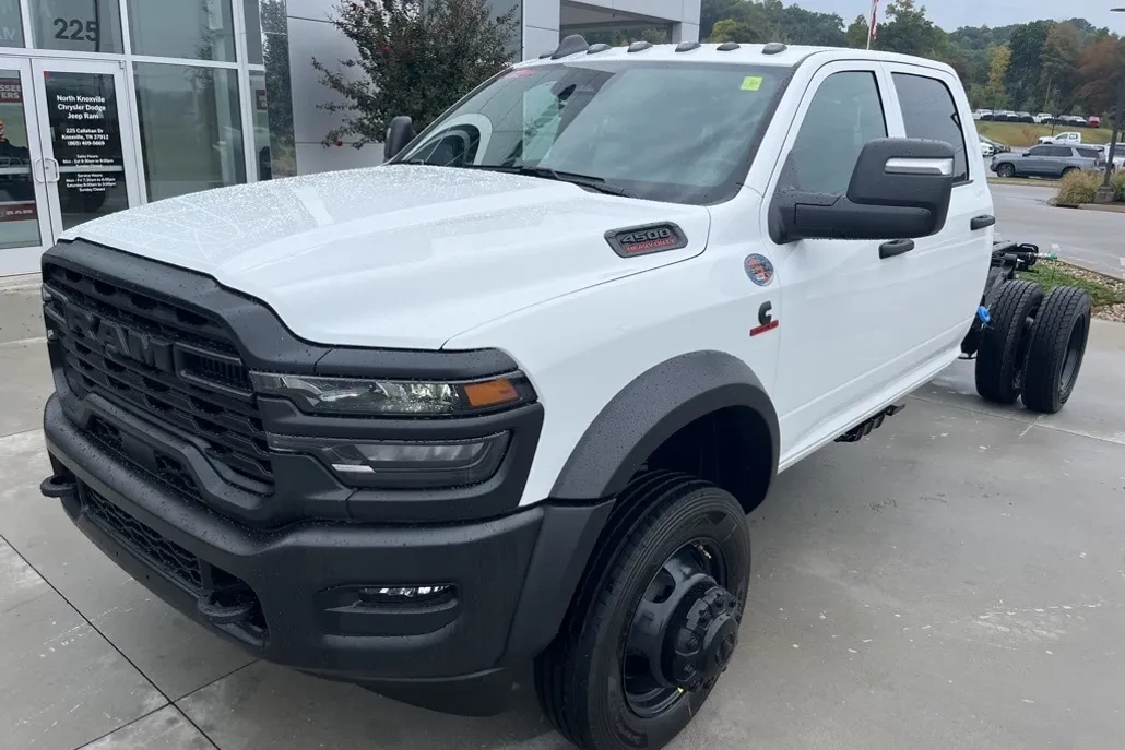 2026 Ram 4500 Tradesman photo 1
