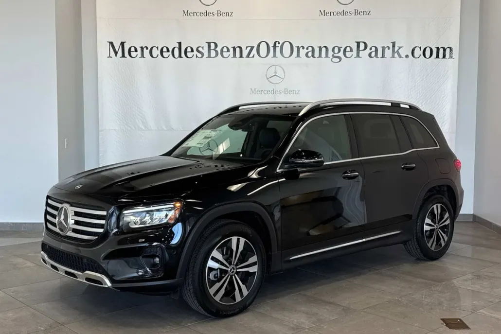 2025 Mercedes Benz GLB 250 photo 1