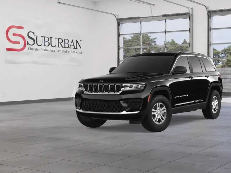 2025 Jeep Grand Cherokee Laredo photo 1