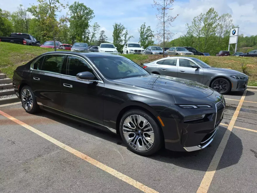 2025 Bmw i7 i7 xDrive60 photo 1