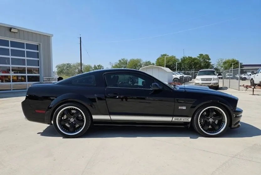 2007 Ford Mustang GT Premium photo 1