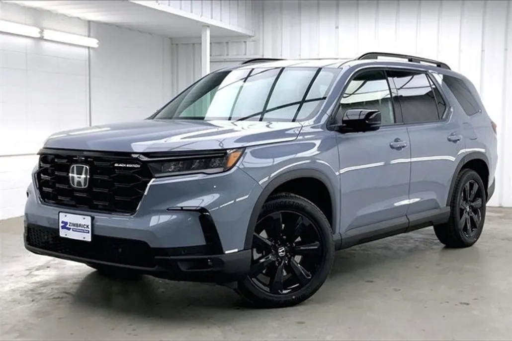 2025 Honda Pilot Black Edition photo 1