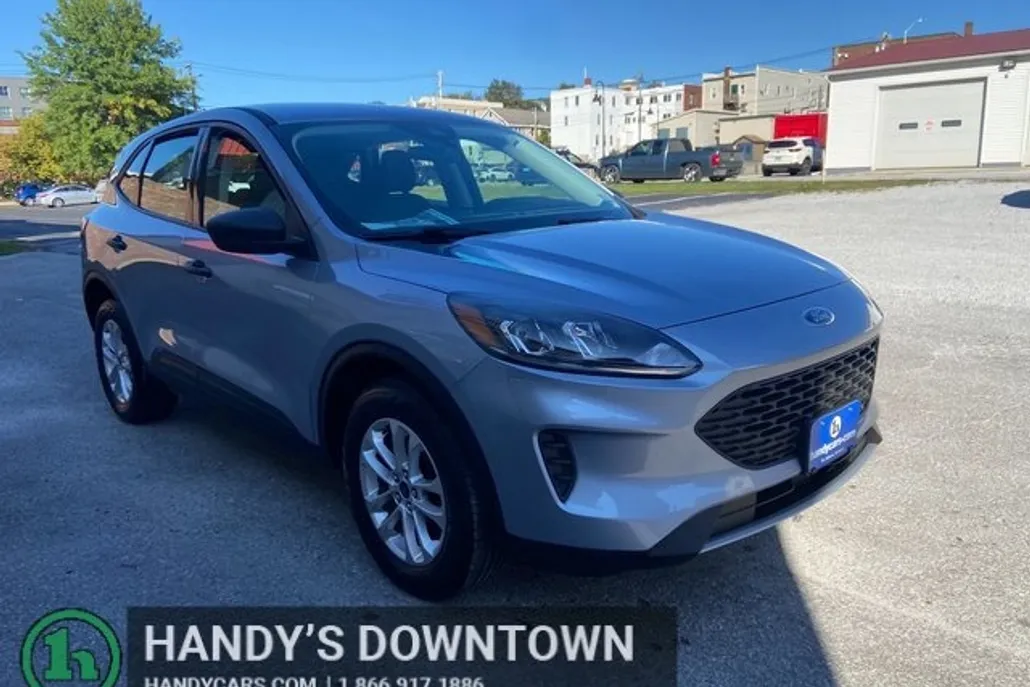 2022 Ford Escape S photo 1