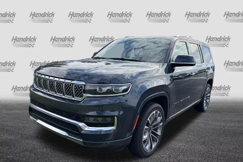 2022 Jeep Grand Wagoneer III photo 1