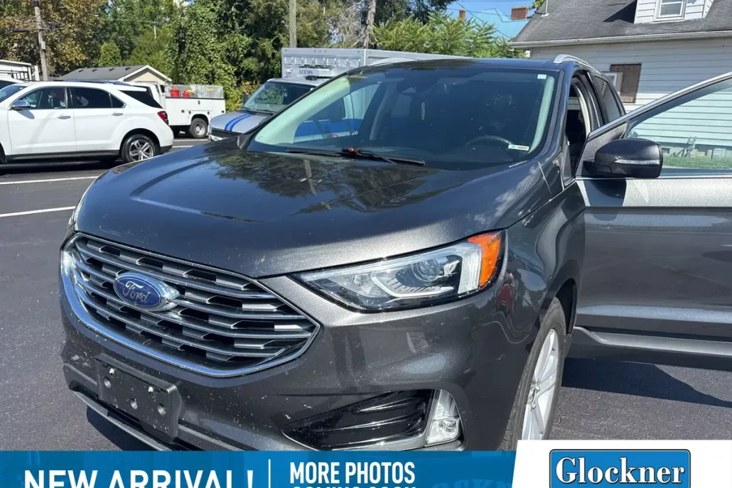 2020 Ford Edge SEL photo 1
