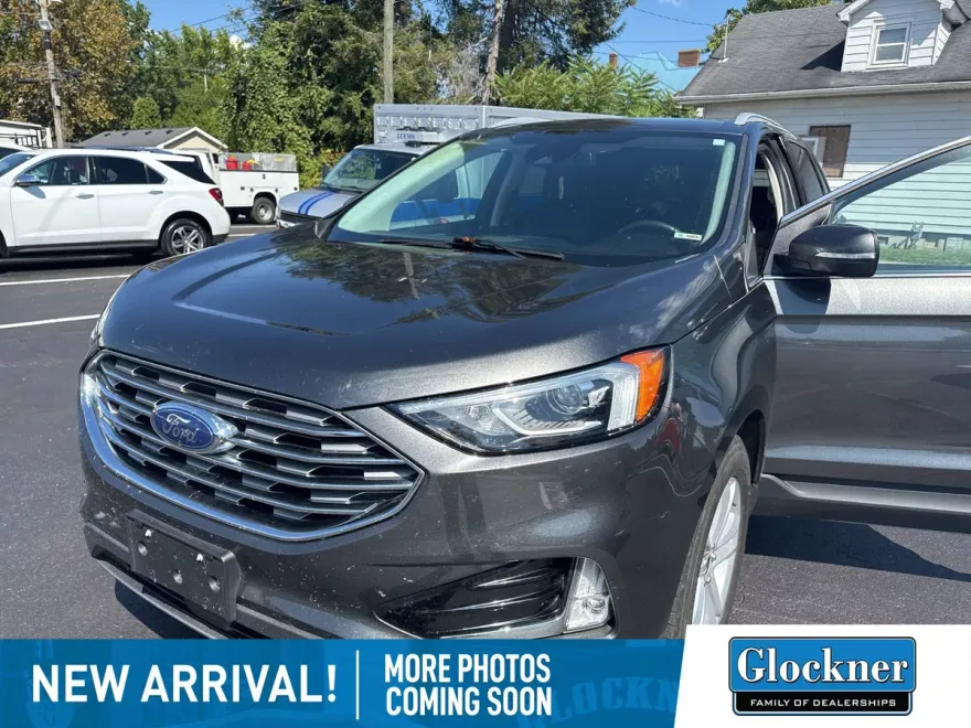 2020 Ford Edge SEL photo 1