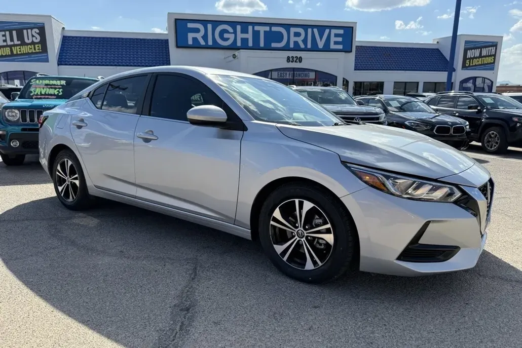 2023 Nissan Sentra SV photo 1