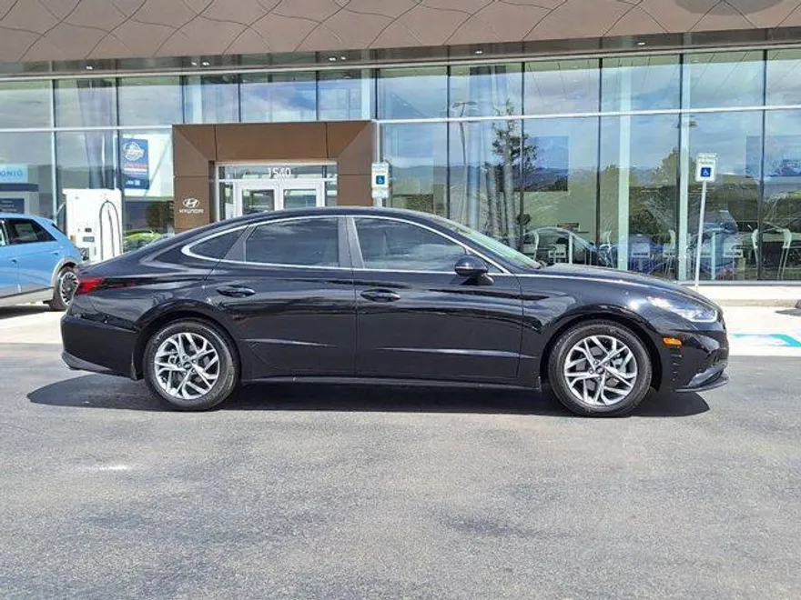 2023 Hyundai Sonata SEL Convenience photo 1