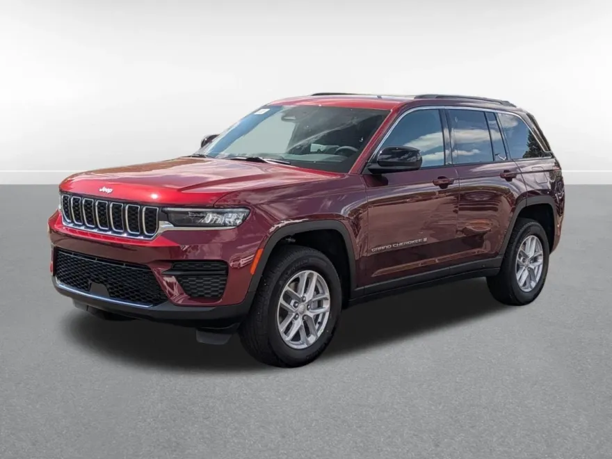 2025 Jeep Grand Cherokee Laredo X photo 1