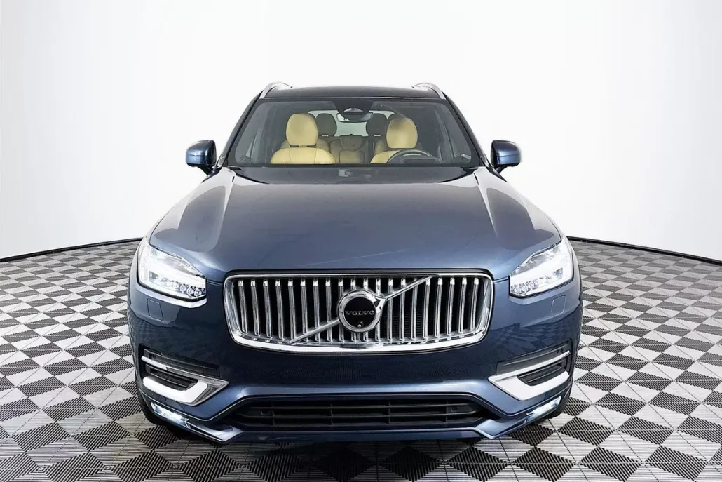 2024 Volvo XC90 Ultimate photo 1