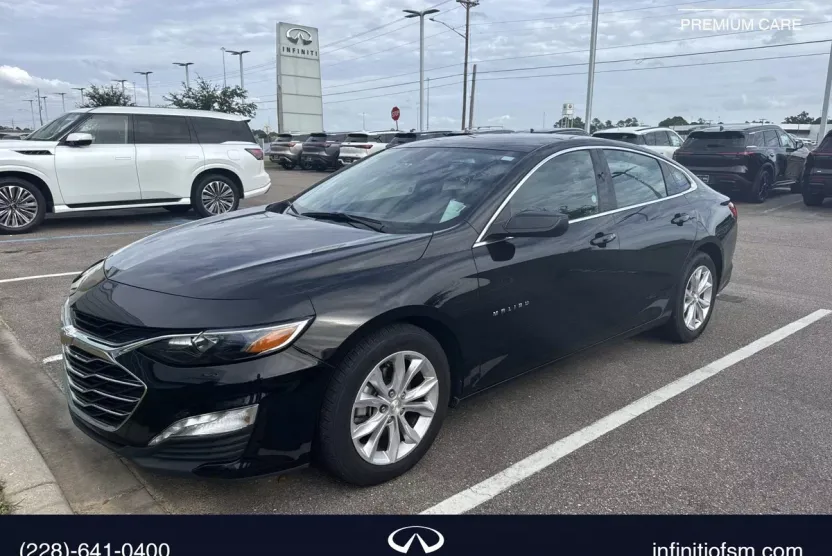 2024 Chevrolet Malibu 1LT photo 1