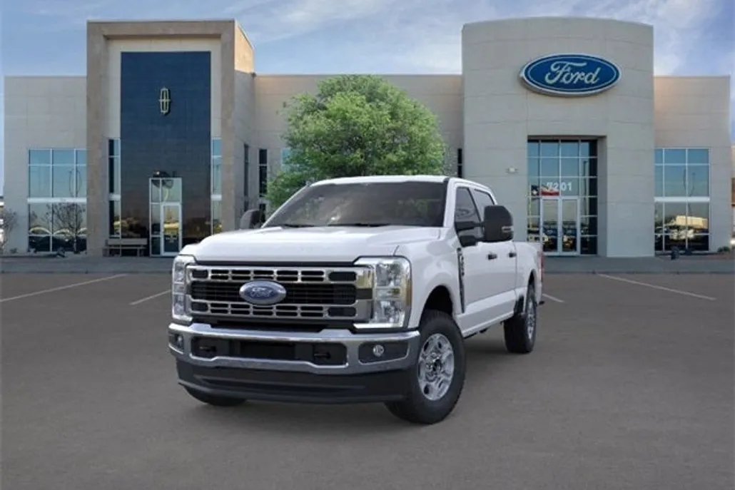 2026 Ford F-250 photo 1