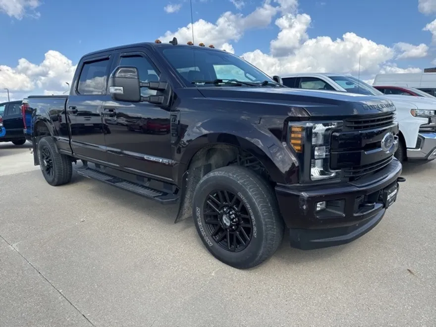 2019 Ford F-250 Lariat photo 1