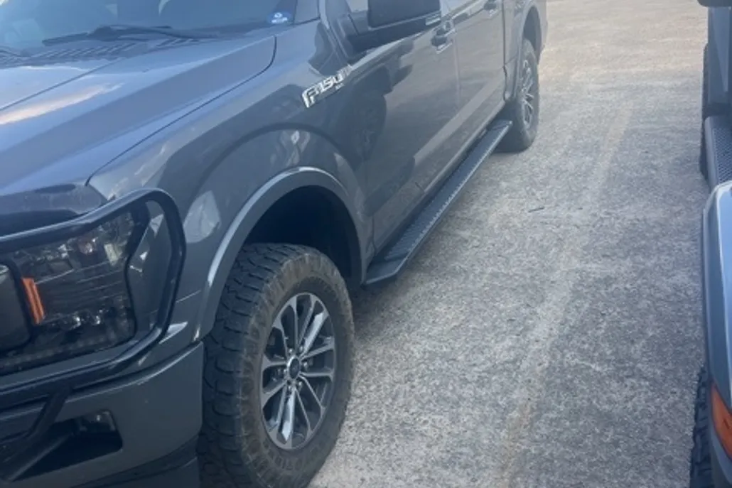 2020 Ford F-150 XLT photo 1
