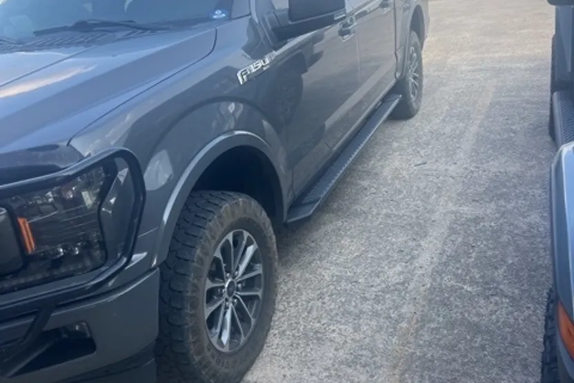 2020 Ford F-150 XLT photo 1