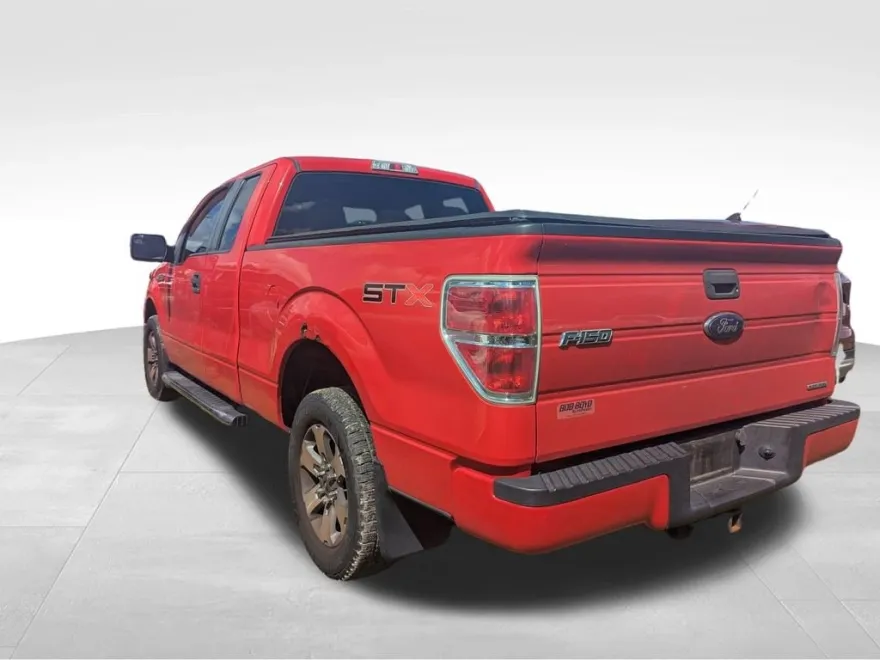 2013 Ford F-150 STX photo 1