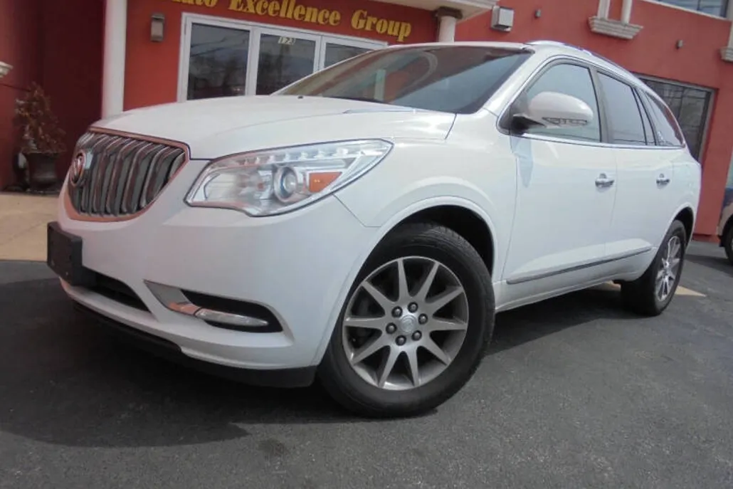 2017 Buick Enclave Leather photo 1