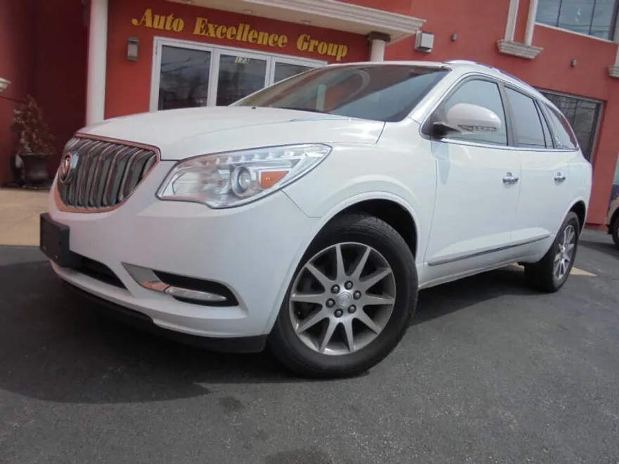 2017 Buick Enclave Leather photo 1