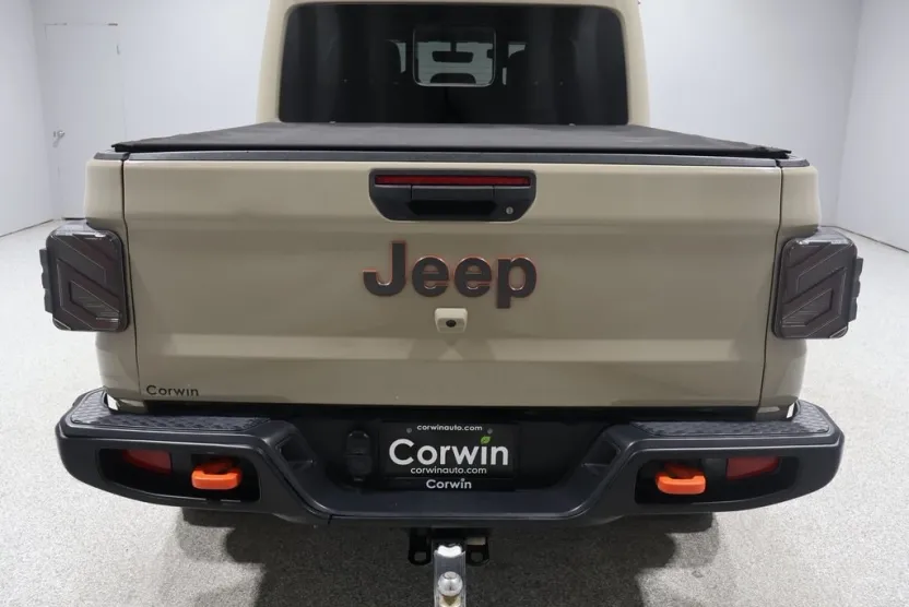 2022 Jeep Gladiator Mojave photo 1