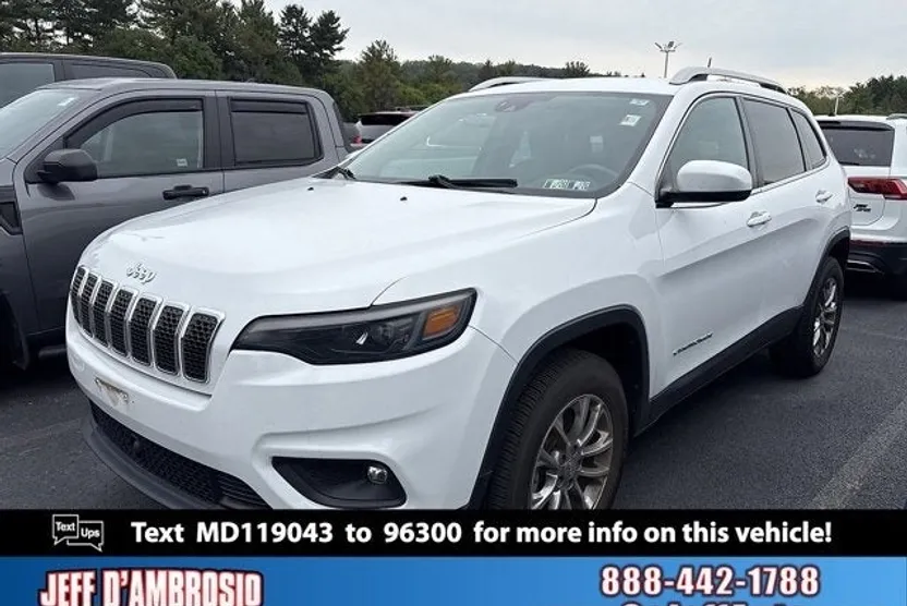 2021 Jeep Cherokee Latitude Lux photo 1