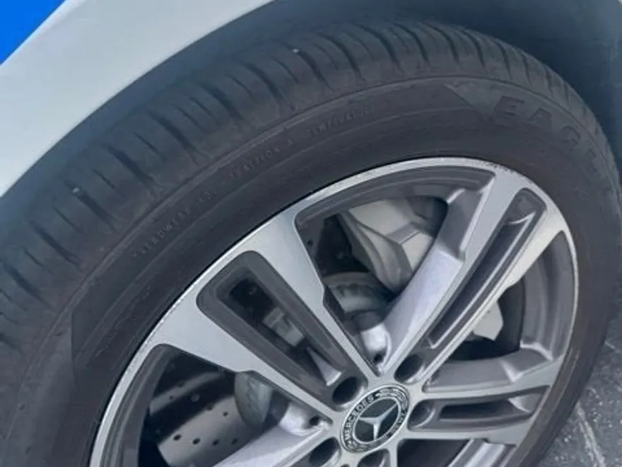 2022 Mercedes Benz E 450 photo 1
