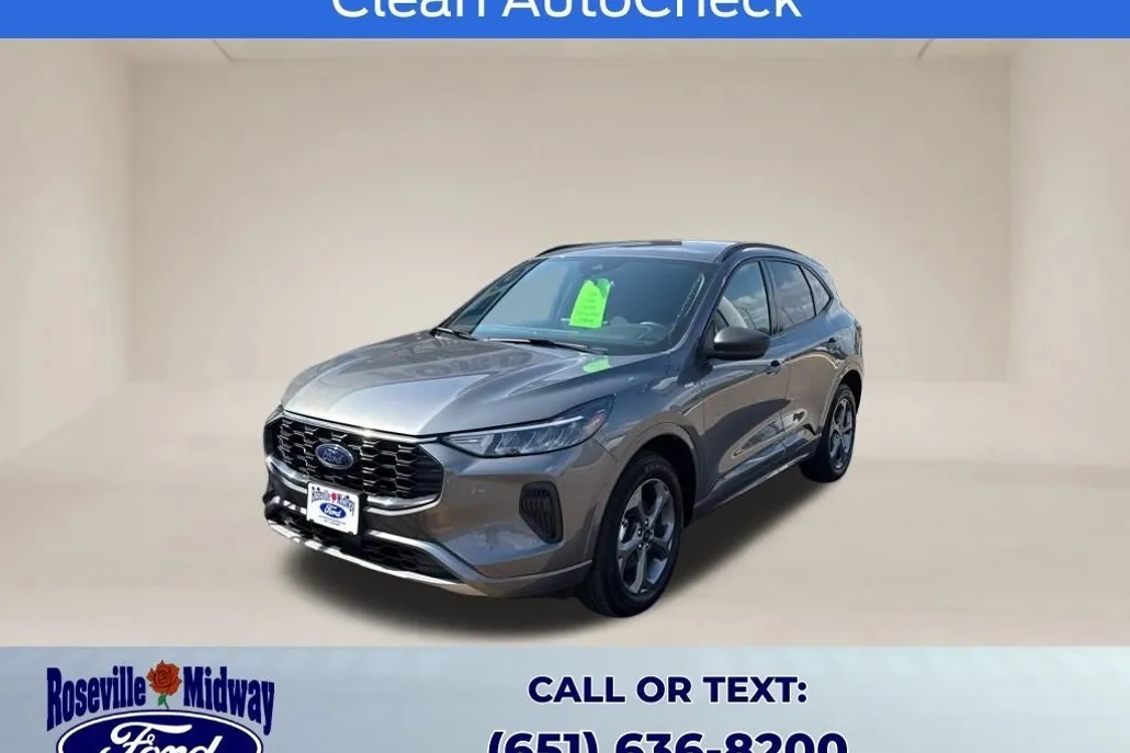 2024 Ford Escape ST-Line photo 1