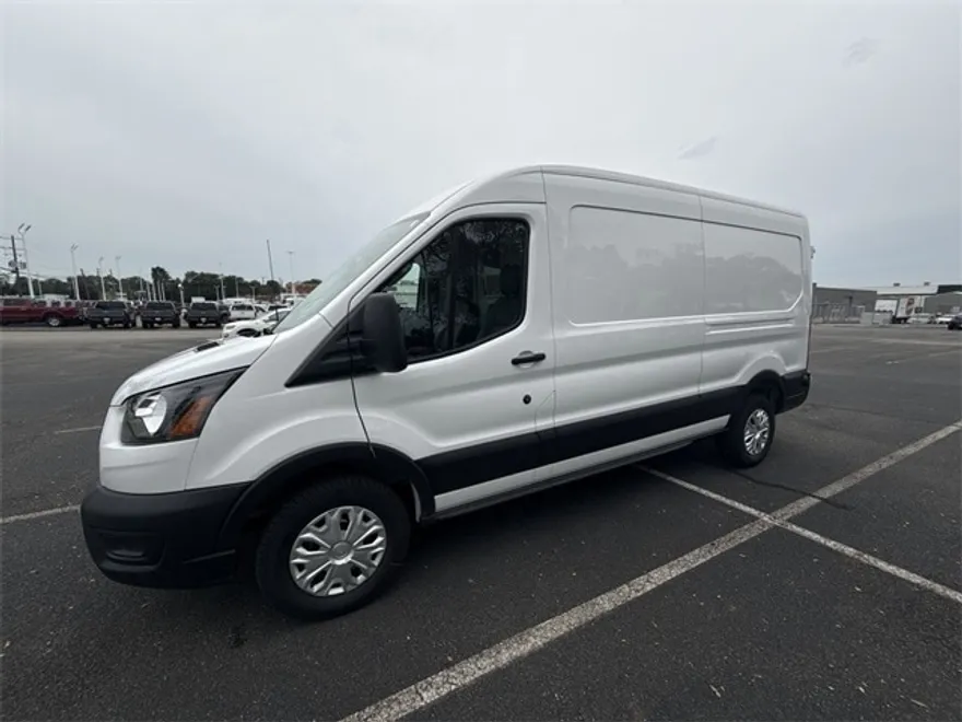 2025 Ford Transit photo 1