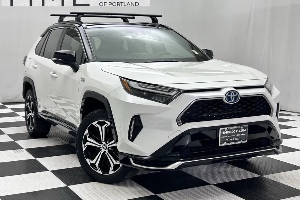 2022 Toyota RAV4 Prime XSE photo 1