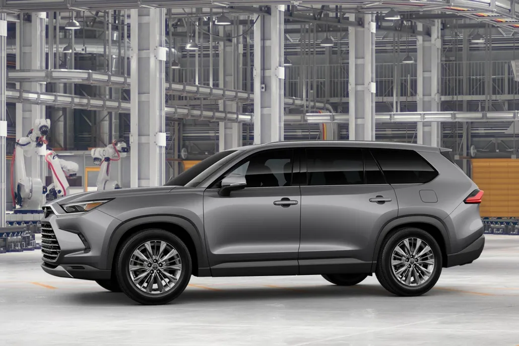 2025 Toyota Grand Highlander Platinum photo 1