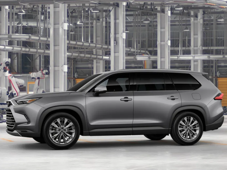 2025 Toyota Grand Highlander Platinum photo 1