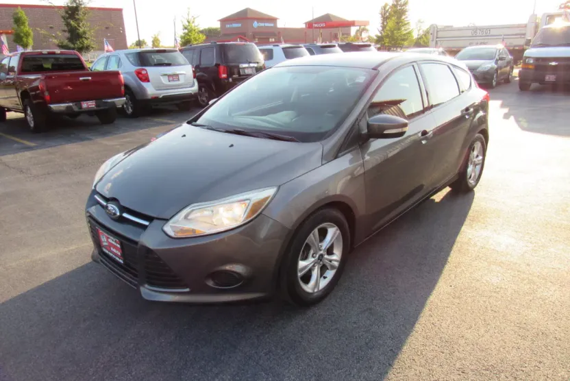 2014 Ford Focus SE photo 1