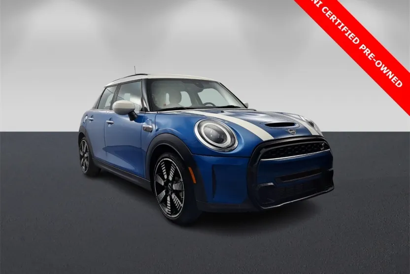 2023 Mini Cooper Hardtop S photo 1