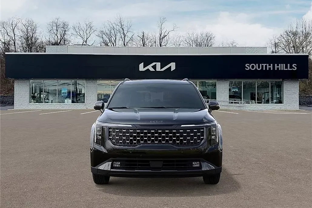 2026 Kia Carnival SX photo 1
