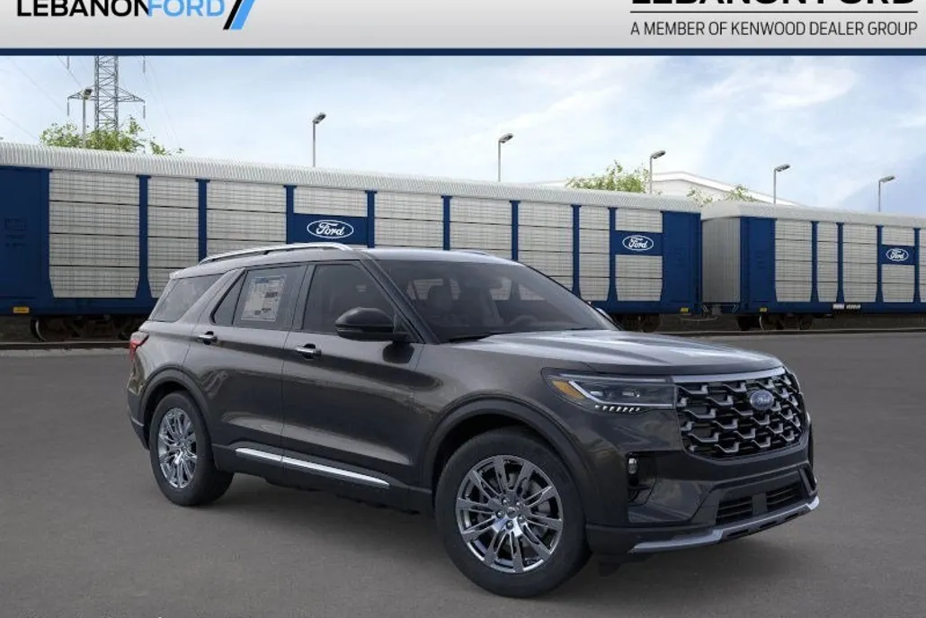 2025 Ford Explorer Platinum photo 1
