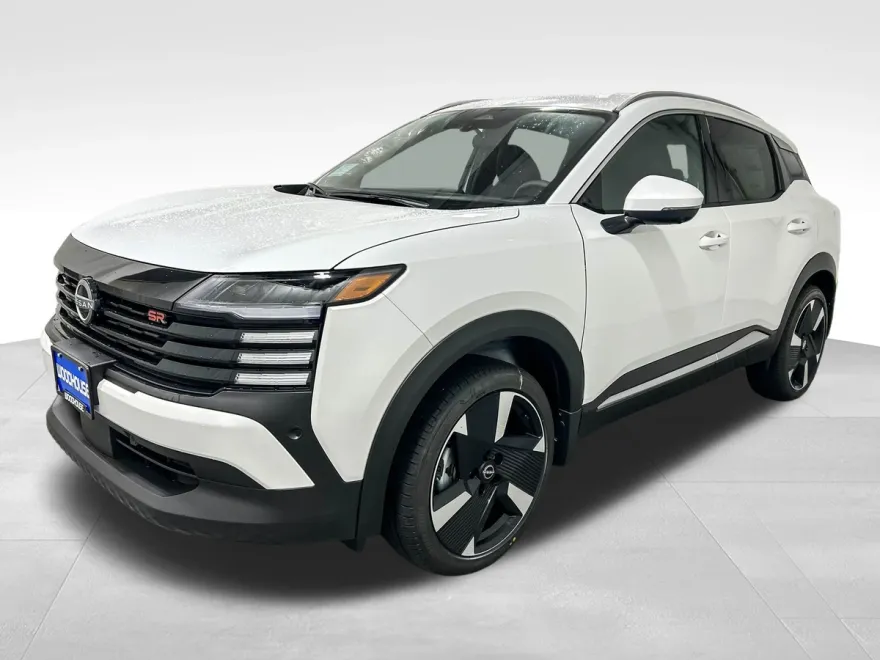 2025 Nissan Kicks SR photo 1