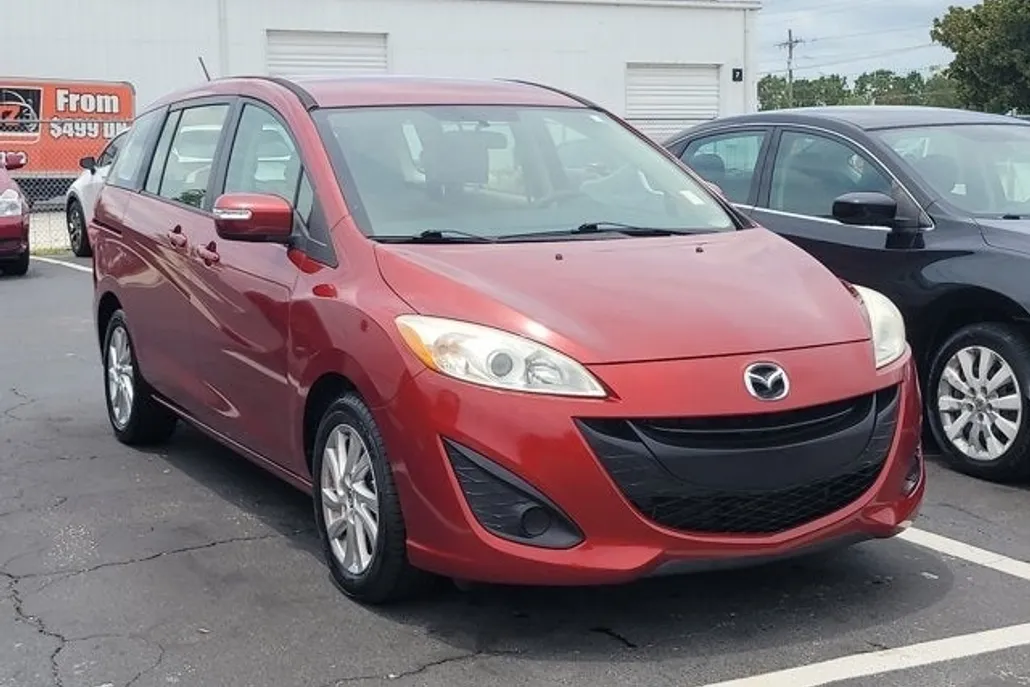 2015 Mazda Mazda5 Sport photo 1