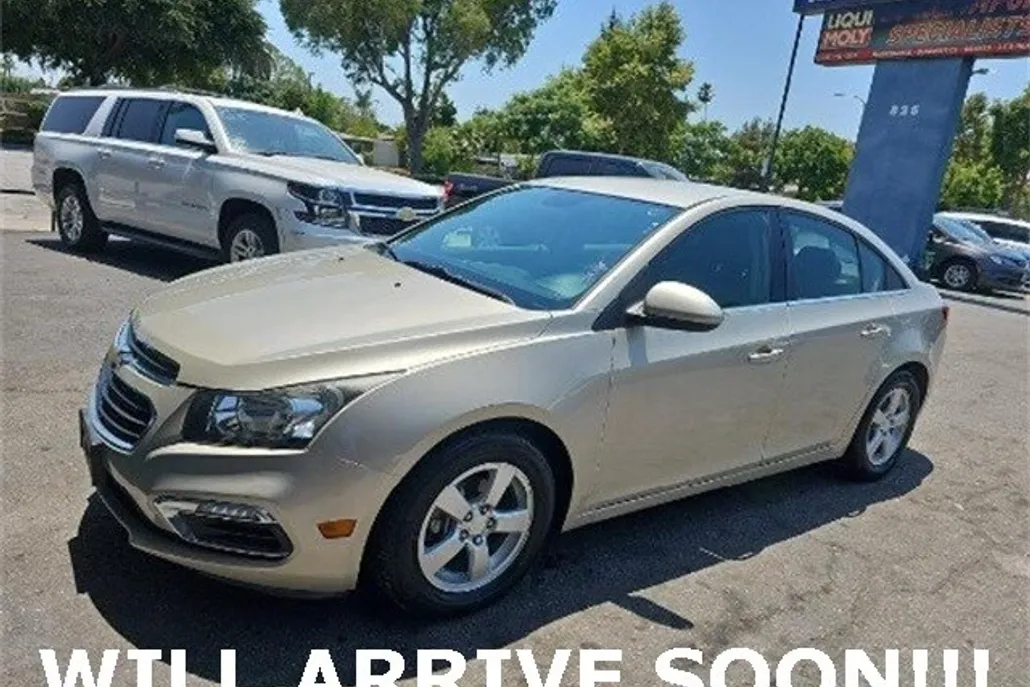 2016 Chevrolet Cruze photo 1