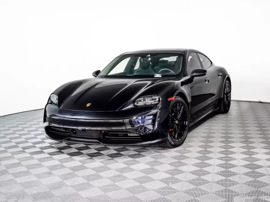 2023 Porsche Taycan GTS photo 1
