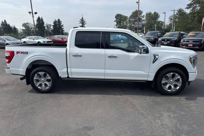 2023 Ford F-150 Platinum photo 1