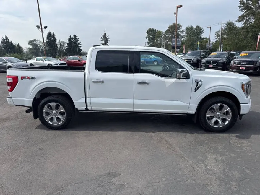 2023 Ford F-150 Platinum photo 1
