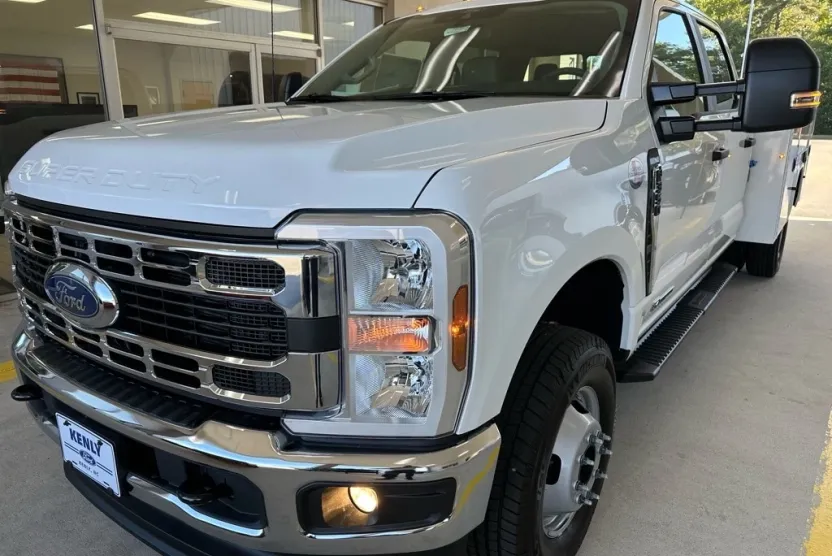 2026 Ford F-350 XL photo 1