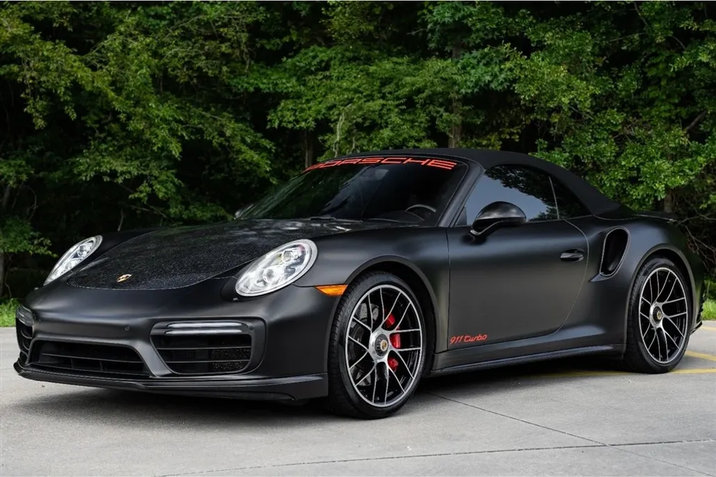 2017 Porsche 911 Turbo Cabriolet photo 1